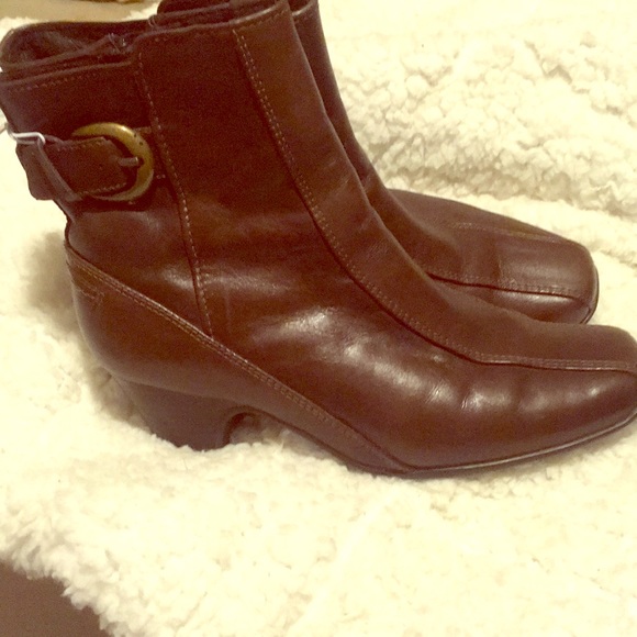 Clark’s EUC Ankle Boot - Picture 1 of 3